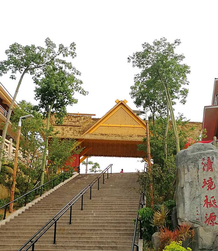 廠家批發(fā)微光免布線路燈定制