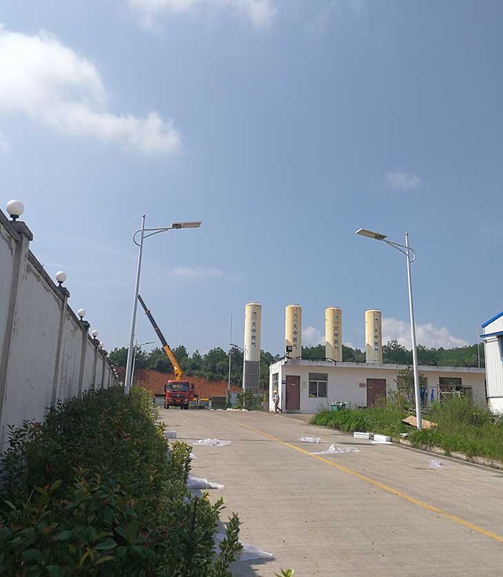 批發(fā)生產(chǎn)節(jié)能環(huán)保光能路燈